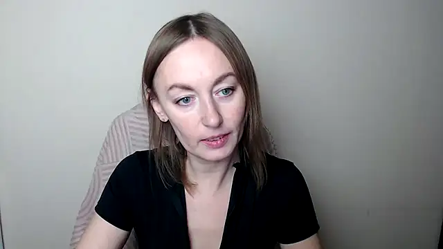 LiaSeass  online show from 8, 2, 2026