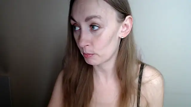 Snapshot of LiaSeass_ chatting on 16, 6, 2026 LiaSeass online show from 16, 6, 2026