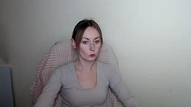 LiaSeass  online show from 15, 4, 2026