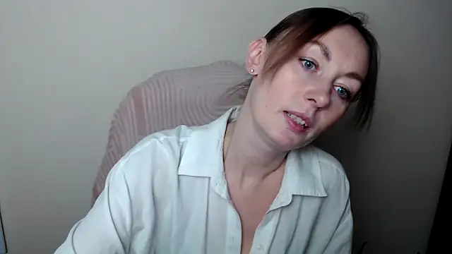 LiaSeass  online show from 24, 2, 2026