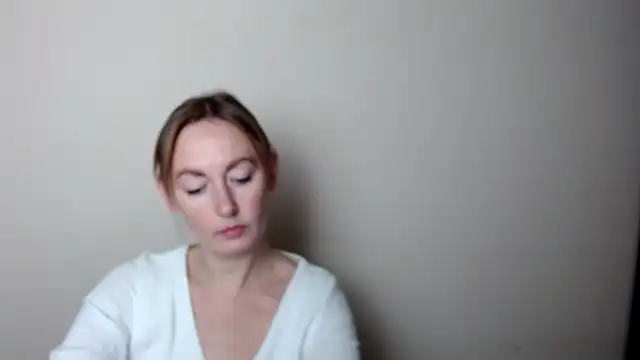 LiaSeass  online show from 9, 1, 2026