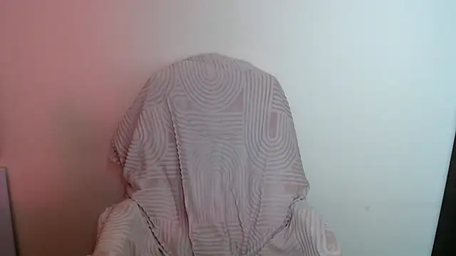 Snapshot of LiaSeass_ chatting on 3, 7, 2026 LiaSeass online show from 3, 7, 2026