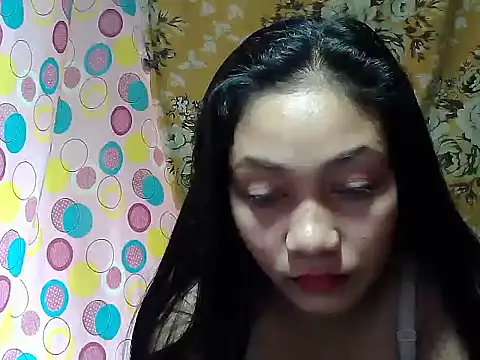 Lusty babe online show from 16, 2, 2026