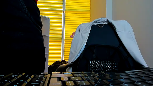 Aziza-New online show from 4, 3, 2026