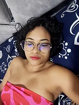 DAFNNEE HOT online show from 7, 4, 2026