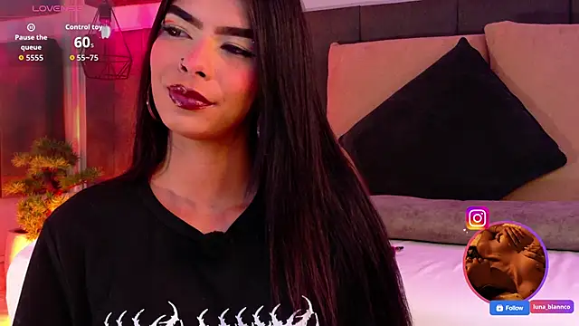 luna blannco online show from 12, 3, 2026