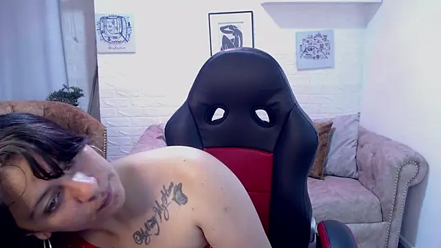 amanda rousee online show from 4, 3, 2026