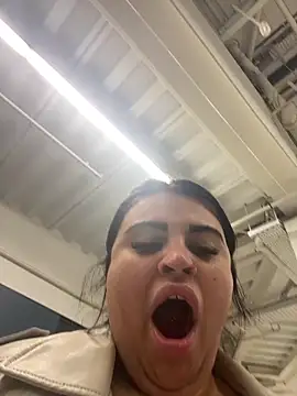 Curvybabesxxo online show from 16, 2, 2026