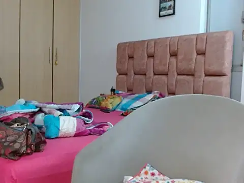 vanessa hot69  online show from 5, 2, 2026