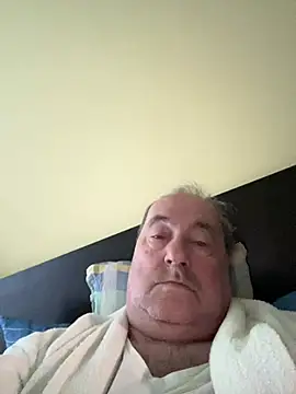Snapshot of csikar chatting on 13, 5, 2026 csikar online show from 13, 5, 2026