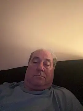 Snapshot of csikar chatting on 17, 6, 2026 csikar online show from 17, 6, 2026