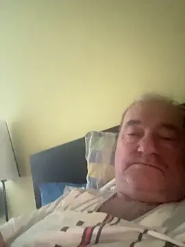 Snapshot of csikar chatting on 26, 5, 2026 csikar online show from 26, 5, 2026