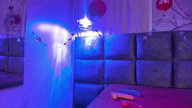 Victoria01  online show from 15, 2, 2026