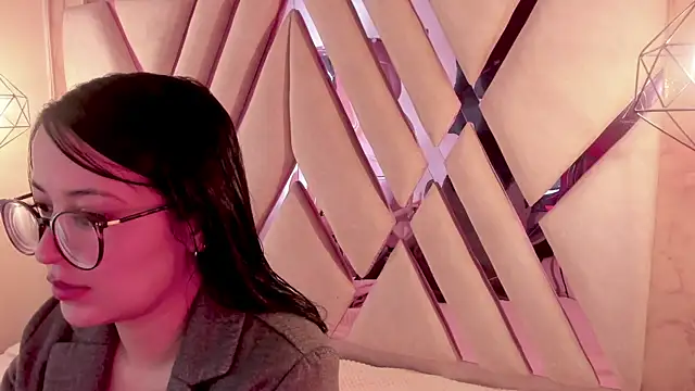 Lovely-martina online show from 23, 2, 2026