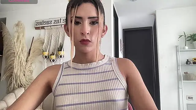 Snapshot of isa_fox_23 chatting on 25, 5, 2026 isa fox 23 online show from 25, 5, 2026