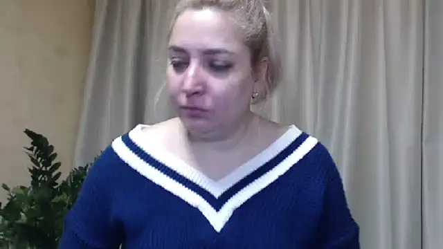 Snapshot of sweetpussy13 chatting on 22, 2, 2025 sweetpussy13 online show from 22, 2, 2025
