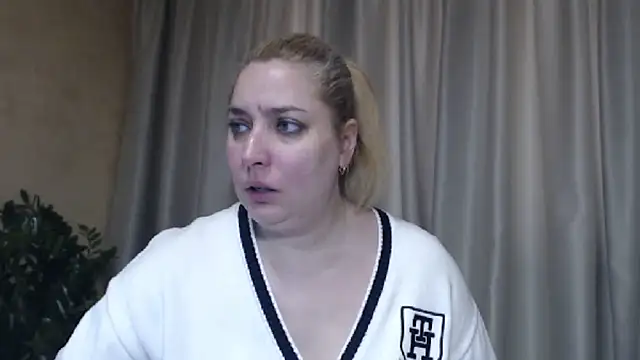 sweetpussy13 online show from 20, 2, 2026