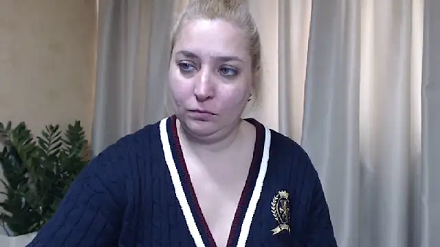 sweetpussy13 online show from 15, 3, 2026