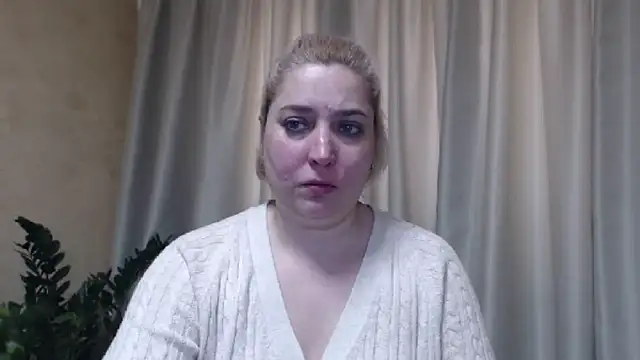 Snapshot of sweetpussy13 chatting on 23, 2, 2025 sweetpussy13 online show from 23, 2, 2025