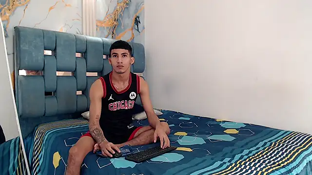 DIAMOND BLACKS online show from 1, 4, 2026