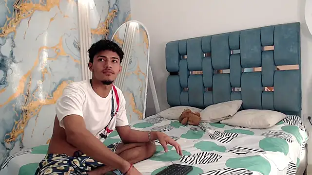 DIAMOND BLACKS online show from 21, 4, 2026