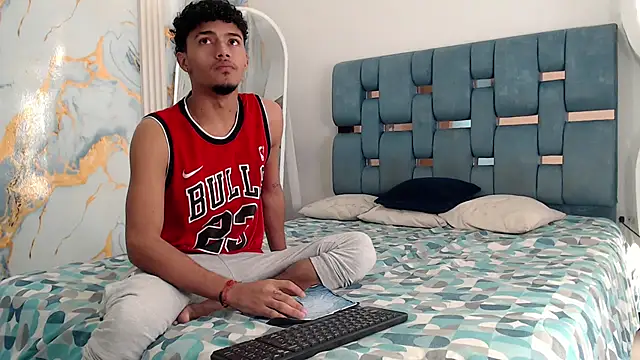 DIAMOND BLACKS online show from 16, 4, 2026