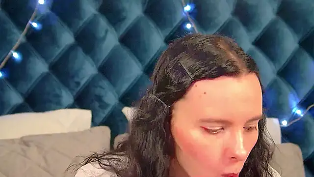 ArinaKubrick online show from 9, 1, 2026