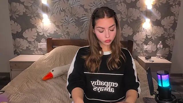 BitterPeach online show from 19, 5, 2026