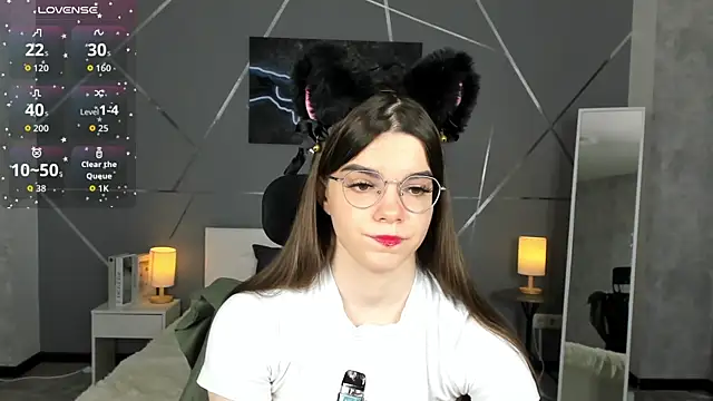 miss  evelyne online show from 8, 1, 2026