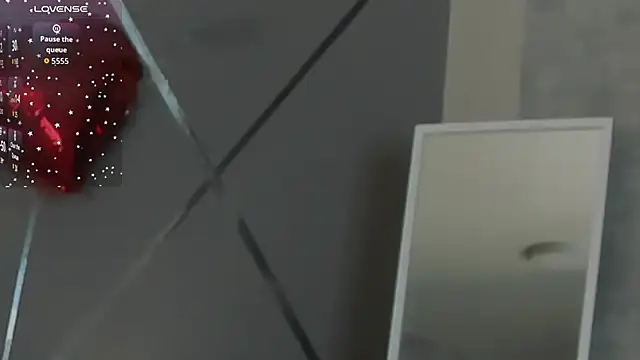 miss  evelyne online show from 20, 2, 2026