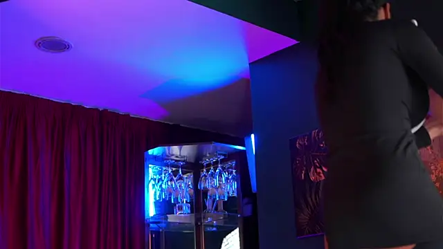 AstridVex online show from 2, 4, 2026