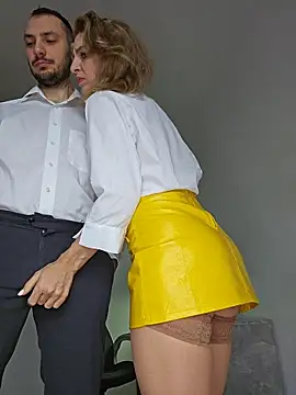 Lovebackground online show from 26, 11, 2025