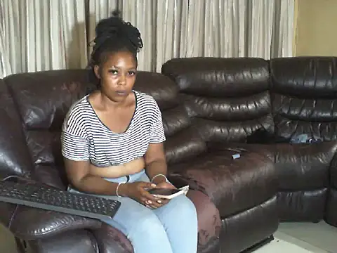 Caramel-goddess18 online show from 15, 1, 2026