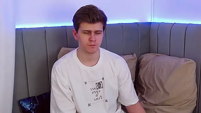 NickJohnas online show from 19, 12, 2025