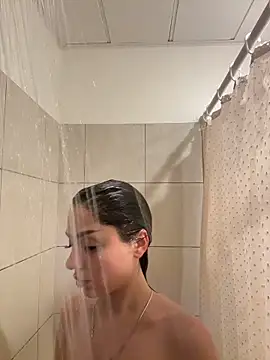 SilkyMira online show from 2, 2, 2026