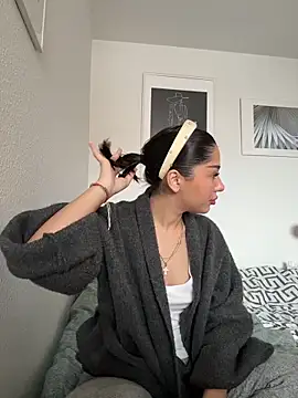 SilkyMira online show from 10, 2, 2026