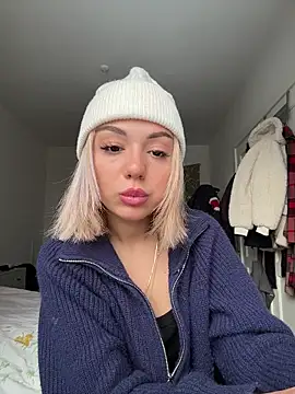 SilkyMira online show from 7, 1, 2026