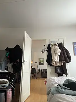 SilkyMira online show from 8, 2, 2026