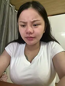 leo-kitty online show from 2, 4, 2026