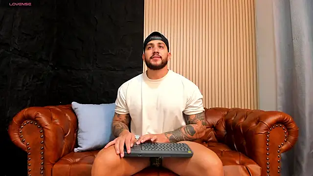 KyleNorth  online show from 29, 4, 2026