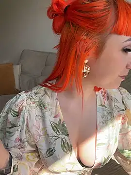 ScarletVixenLive online show from 15, 4, 2026