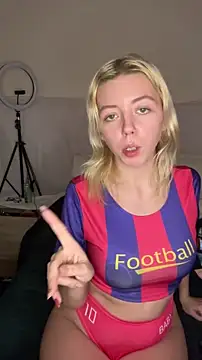 MonaNoire online show from 8, 1, 2026