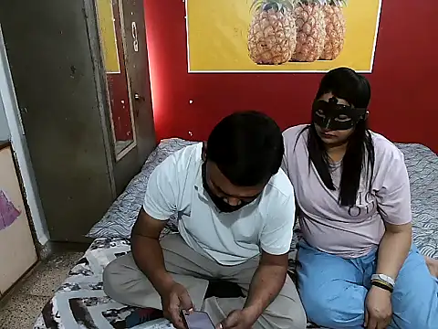 Lovelycouple25 online show from 3, 2, 2026