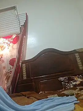 katiyvy online show from 4, 4, 2026