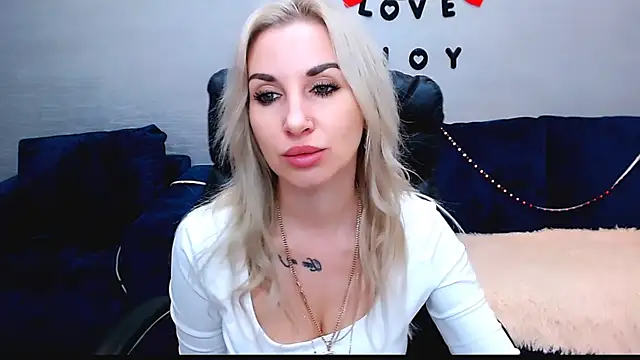 Hanna--Sweet online show from 17, 12, 2025