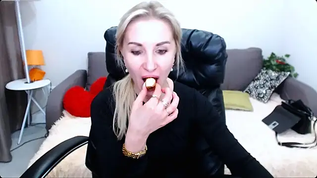 Hanna--Sweet online show from 4, 2, 2026