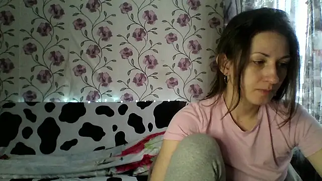 nika smily online show from 15, 12, 2025