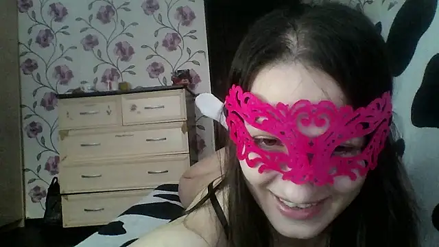 nika smily online show from 16, 12, 2025