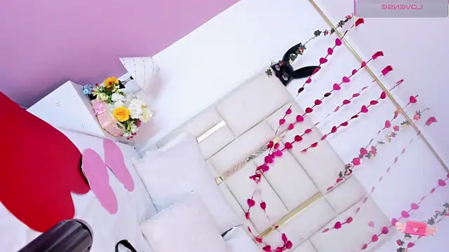 Silvanna-Casstro online show from 12, 2, 2026