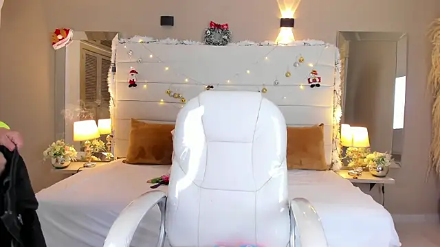 maturexxx  online show from 5, 12, 2025